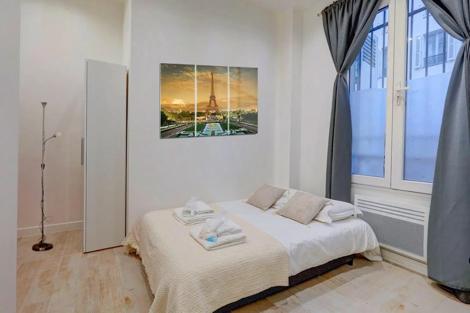 Bluestay 860 - Appartement De Charme Paris 0*,  Frankrike